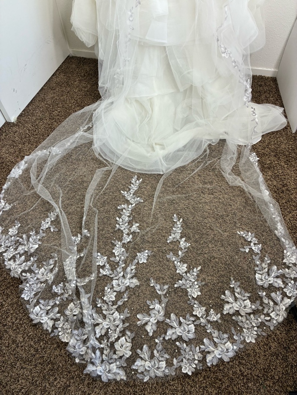 MORI LEE Weadding Dress 2873 Off-White USA 8 Crystal Beaded Tulle Ball Veil - Picture 7 of 17
